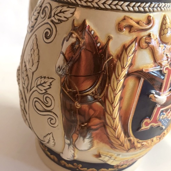 Vintage 1997 Anheuser -Busch Stein in Great condition - Picture 11 of 13
